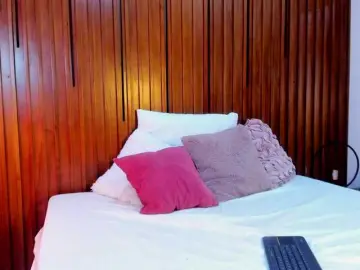 LailaaMiller  live sex cam