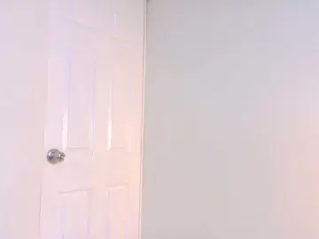 LailaaMiller  live sex cam