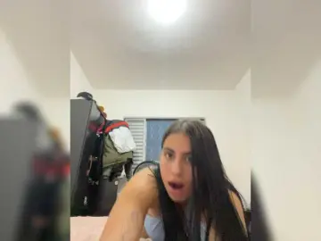 SidneyRoux  live sex cam