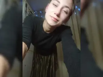 SurfinBird  live sex cam