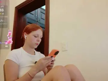 ViktoriaSillk  live sex cam