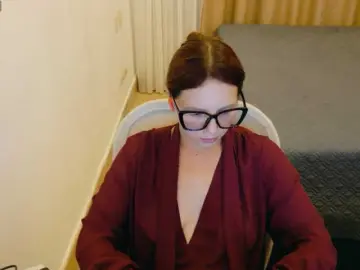 ViktoriaSillk  live sex cam