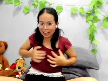 Jennyloveley  live sex cam