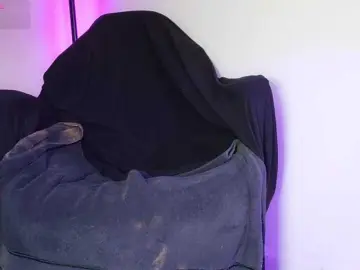 Daddysprincess90699  live sex cam