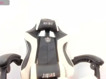 Little-Helenn  live sex cam