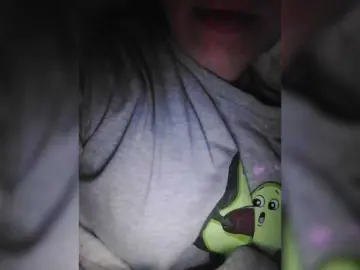 Maryu22  live sex cam