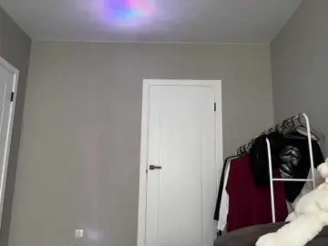 MiaAsterr  live sex cam