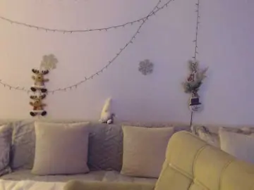 GoodSnowQueen  live sex cam