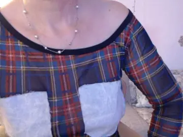 GoodSnowQueen  live sex cam