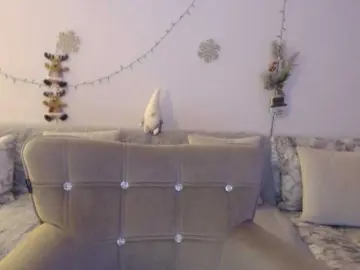 GoodSnowQueen  live sex cam