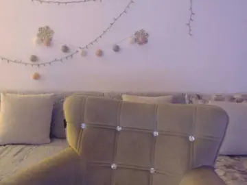 GoodSnowQueen  live sex cam