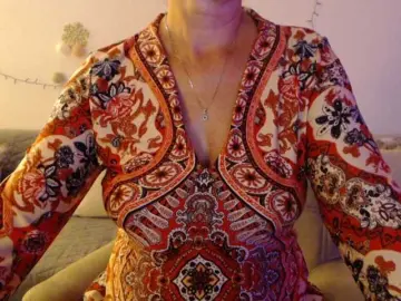 GoodSnowQueen  live sex cam