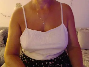 GoodSnowQueen  live sex cam