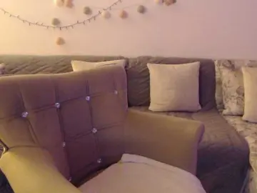 GoodSnowQueen  live sex cam