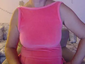 GoodSnowQueen  live sex cam
