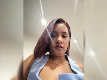 DollyBrowncc  live sex cam