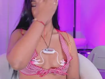 DollyBrowncc  live sex cam