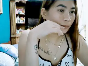 GoddessMia  live sex cam