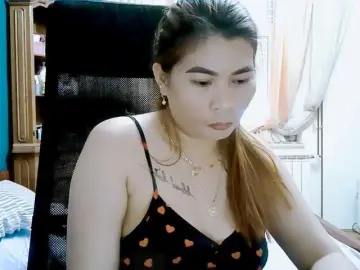 GoddessMia  live sex cam