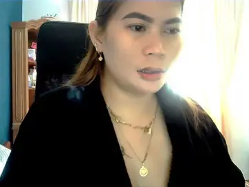 GoddessMia  live sex cam