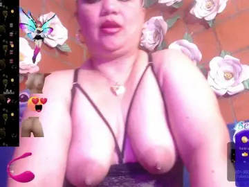 IngritBitch  live sex cam