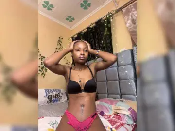 PetiteAlexa  live sex cam