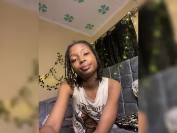 PetiteAlexa  live sex cam
