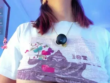 QueenLatina  live sex cam