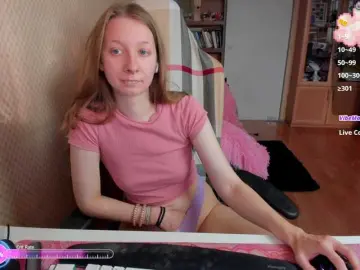 CuteMila  live sex cam