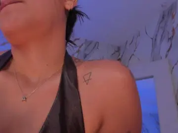 AllyJensen  live sex cam