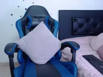 Angela-Depp  live sex cam