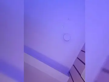 EllieNeptune  live sex cam