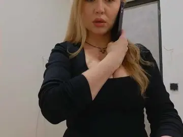 Emili1-  live sex cam