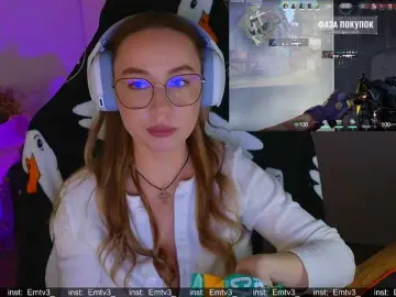 Emili1-  live sex cam