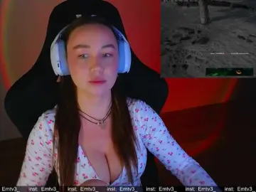 Emili1-  live sex cam