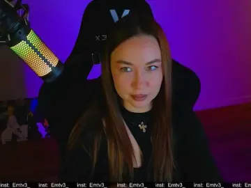 Emili1-  live sex cam