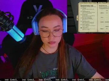 Emili1-  live sex cam