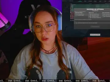 Emili1-  live sex cam