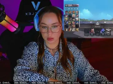 Emili1-  live sex cam