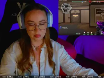 Emili1-  live sex cam