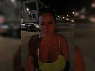 Lana1973  live sex cam