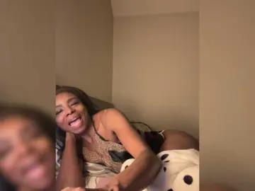 Peachyz  live sex cam