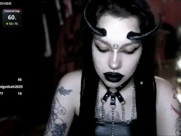 SatanSuccubus  live sex cam