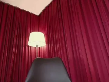 Sharlotte-1  live sex cam