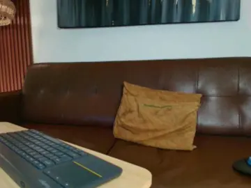 Sharlotte-1  live sex cam