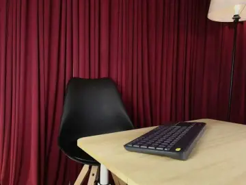 Sharlotte-1  live sex cam