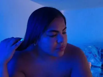 Sofia-Demon  live sex cam