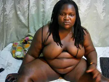 Chubby-pritty  live sex cam