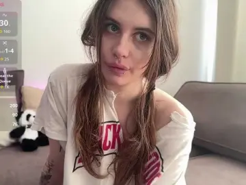 Kissnotilt  live sex cam
