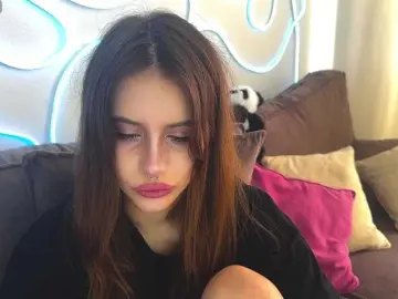 Kissnotilt  live sex cam